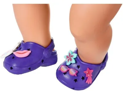Produktbild von Badeschuhe für BABY BORN, personalisierbar mit Pins – 3 verschiedene Modelle, sortiert. Für Puppen von 43 cm – zufällige Auswahl