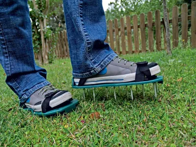 Produktbild von Rasenbelüfterpads „Aerator“