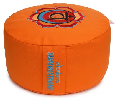 Produktbild von yogabox Yogakissen Glückssitz® Chakra - orange / Symbol: Sakral-Chakra (Swadhisthana) 33 x 33 x 15 cm  Buchweizenschalen