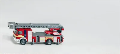 Produktbild von Siku Feuerwehrdrehleiter  Feuerwehrauto rot ; 1841