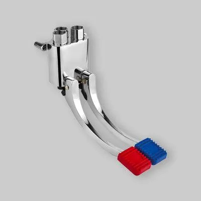 Productafbeelding van Pedalenbedienbare kraan, 2-weg, wandmontage, 1/2 inch