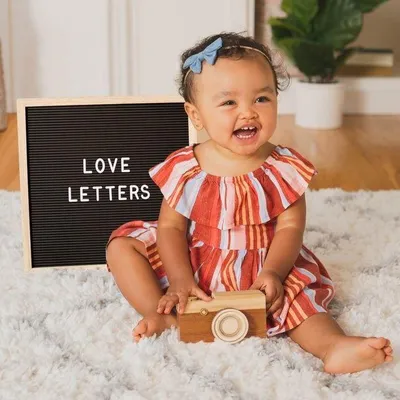 Produktbild von Love Letters Padded Board Book with Fill-In Bookplate