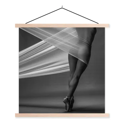 Produktbild von MuchoWow® Textilposter Frau - Ballett - Tanz - Körper 40x40 cm mit holzfarbenen Rahmen - Posterleiste