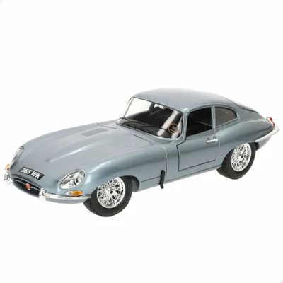 Produktbild von Bburago Jaguar E-type Coupé 1961 1:18 Auto    One Size