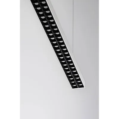 Obrázok produktu pre LED kancelárske závesné svietidlo Motion 7000lm UGR <10 Dali stmievateľné, farba:strieborná