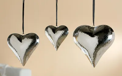 Produktbild von Gilde Schriftzug "Love" auf Holzbase Base und Herz aus Mangoholz Länge 46,0 cm Breite 5,0 cm Höhe 15,0 cm 48783