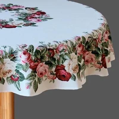 Produktbild von Tischwäsche mit Rosen 150 cm rund