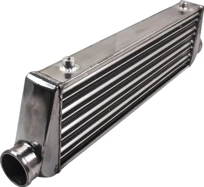 Zdjęcie produktu dla Uniwersalny intercooler, Wysokowydajne chłodzenie powietrzem, Lekkie aluminium, Łatwa instalacja