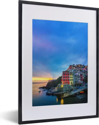 Produktbild von MuchoWow® MuchoWow® Gerahmtes Poster Dämmerung in Cinque Terre 30x40 cm - Poster mit zchwarzem Bilderrahmen - Wandposter Schlafzimmer