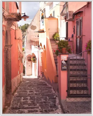 Produktbild von Wallario Wandbild Südländische Gasse- Italien bei Sonnenschein, Größe: 40,30 x 50,30 cm, Poster mit weißem Aluminiumrahmen