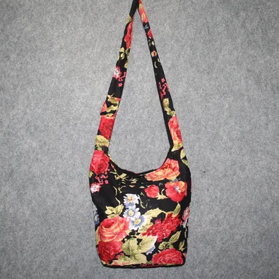 Produktbild von Stofftasche - Blumenmuster schwarz-rot - Stoffbeutel