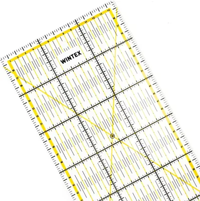 Produktbild von WINTEX Patchwork Lineal – Schneidelineal 15x60 cm, mit cm-Raster und Winkelanzeige – Rollschneider-Lineal, Nählineal, Schneidelineal – ideal zum Nähen und Basteln