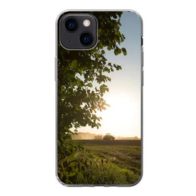 Produktbild von MuchoWow® Handyhülle Schutzhülle Hülle für iPhone 13 mini Traktor - Bauernhof - Sonne Silikon Softcase Handy Hülle - Softcase