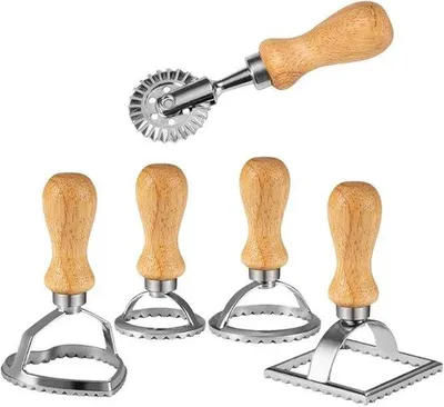 Immagine prodotto di Set da 5 pezzi con stampi per ravioli e tagliapasta per pasta fresca