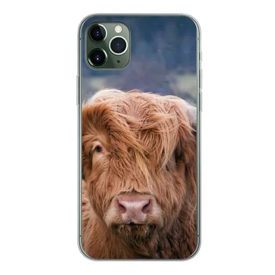 Produktbild von MuchoWow® Handyhülle Schutzhülle Hülle für iPhone 11 Pro Max Schottischer Highlander - Hörner - Berg Silikon Softcase Handy Hülle - Schutz