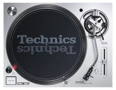 Produktbild von Technics SL-1200 MK7, Direkt angetriebener DJ-Plattenspieler, 33 1/3,45 RPM, 0,025%, Manuell, 1,8 kg/cm, 0,7 s