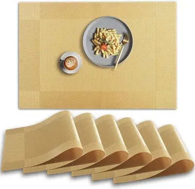 Obrázok produktu pre Uniqoos® Sada 6 podtáciek – protišmykové, tepelne odolné PVC podložky na stôl, umývateľné vinylové podložky, zlatá farba, 45 x 30 cm