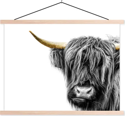 Produktbild von MuchoWow® Textilposter Schottisches Hochlandrind - Tiere - Schwarz - Gold 40x30 cm mit holzfarbenen Rahmen - Bilder