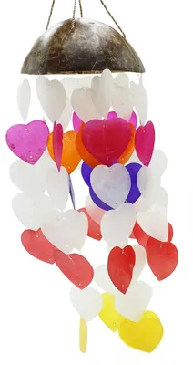 Imagen del producto de Campanas de Viento de Coco y Capiz - Corazones Grandes - 40cm