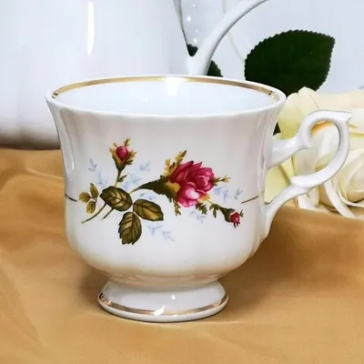 Image de MALCER Tasse Iwona 220 ml Rose Dorée Porcelaine