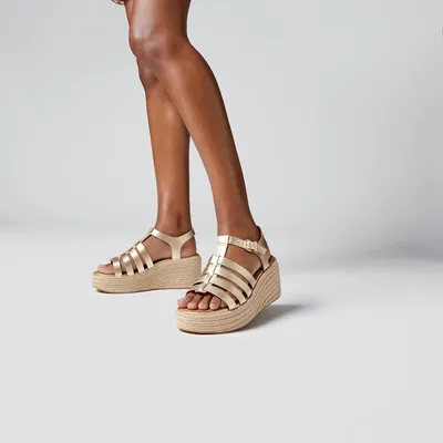 Produktbild von FITFLOP FitFlop Platfforms Espadr. Leather Fisherman Wedge Sandals GOLD 39