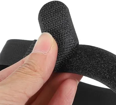 Produktbild von 25 verstellbare Nylon-Gurte in Schwarz zur stabilen Befestigung von Gepäck und Yogamatten