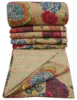 Image de Couverture Kantha beige avec motif floral, 100% coton