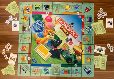 Produktbild von Hasbro Monopoly Spielmatte 61cm x 61cm Junior XL Brettspiel Kinder Spielzeug