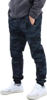 Productafbeelding van Heren trainingsbroek in camouflage-look met ritszakken en elastische taille