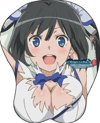 Immagine prodotto di Non c’è niente di sbagliato nel provare a corteggiare ragazze in un dungeon? Mousepad al seno con topo