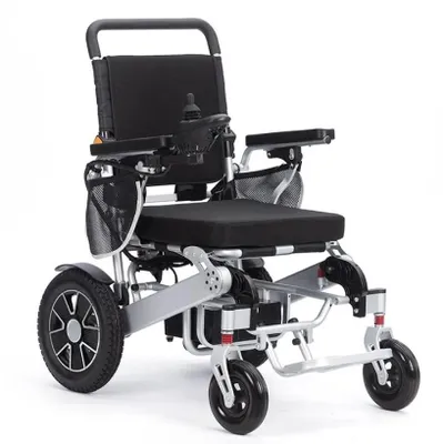 Image de Fauteuil roulant électrique léger et pliable 12Ah Batt Jusqu'à 150 kg Largeur d'assise 47cm