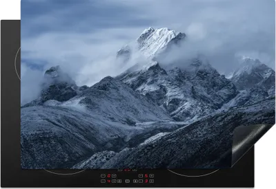 Produktbild von KitchenYeah© Herdabdeckplatte Weite Sicht auf das Himalaya-Gebirge mit Schnee und Wolken, Nepal , 77x51cm, Küche Deko, Glaskeramikkochfeld Herdabdeckung, Abdeckplatte fùr Kochfeld