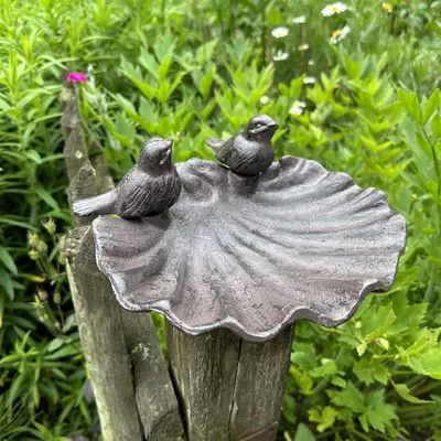 Produktbild von Vogeltränke romantisch, Vogelbad - Tränke oder als Futterschale für Vögel