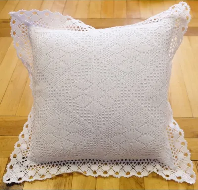 Produktbild von Kissen-Bezug weiß Häkel-Kante 40x40 cm Baumwolle-Mix