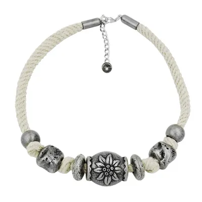 Produktbild von Kette Landhaus-Stil Kunststoffperle Edelweiß altsilber Kordel natur 42cm