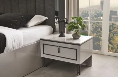 Produktbild von Schlafzimmer Set Modern Bett und 2x Nachttische Luxus Komplette Sets 3tlg