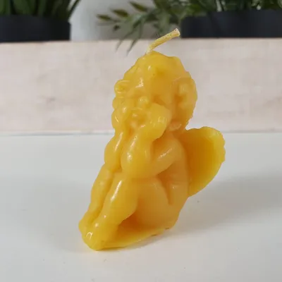 Obrázok produktu pre Včelí vosk sviečka sediaci anjel sviečka 5,5 cm