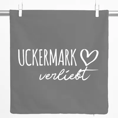Produktbild von Huuraa Kissenbezug Uckermark verliebt 40x40cm Steel Grey Baumwolle Dekokissenbezug Geschenkidee