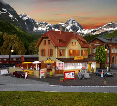 Zdjęcie produktu dla Kibri N Karczma „Zur Eisenbahn” z ogródkiem piwnym 37114