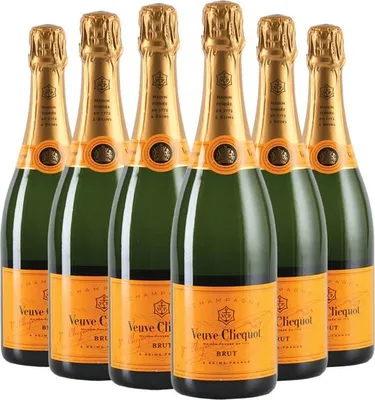 Produktbild von Veuve Clicquot Yellow Label  6 Pack . Champagner Frankreich Champagner 450.00 cl 12.0 %