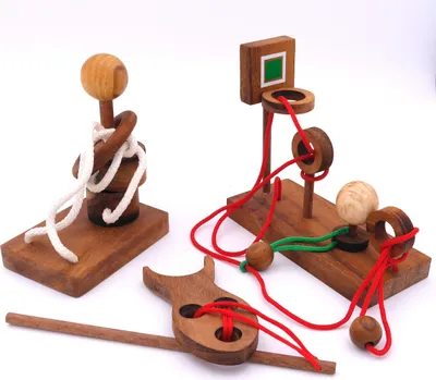 Produktbild von Seilpuzzle-Set mit unterschiedlichen, kniffligen Knobelspielen für Kinder und Erwachsene