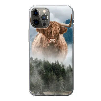 Produktbild von MuchoWow® Handyhülle Schutzhülle Hülle für iPhone 12 Pro Schottische Highlander - Kühe - Nebel Silikon Softcase Handy Hülle - Abdeckung