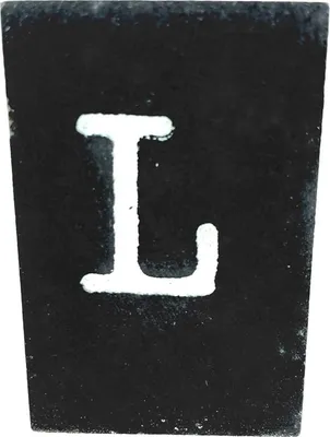 Produktbild von BaumwolleCounts Buchstabe L - Schwarz | Babyzimmer Ideen