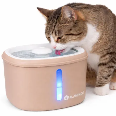 Image de Fontaine à eau Flamingo Finto beige pour chats, dimensions : 14 x 19 x 16,5 cm