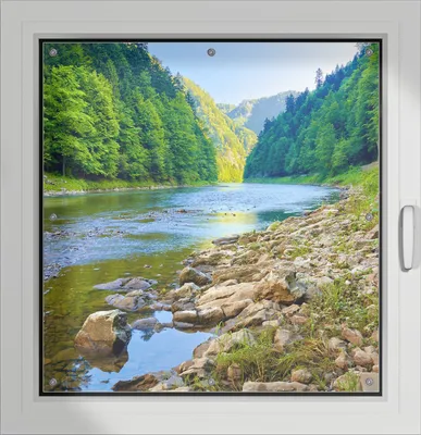 Produktbild von Wallario Lichtschutzbild, Dekorativer Sichtschutz Sonnenschutz 96 x 93 cm mit Motiv: Fluss in den Bergen an steinigem Ufer - Verdunklung ohne Bohren