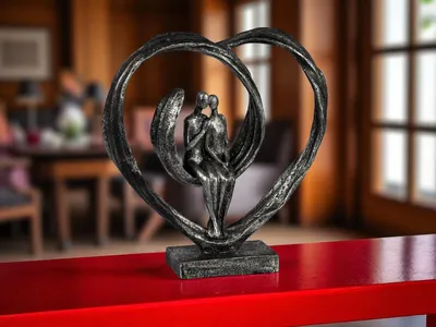 Produktbild von formano Dekofigur Liebespaar Herz aus Polyresin Skulptur 26 cm – Schwarz Silber