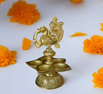 Messing-Pfau-Diya mit 5 Öllampen, indisch, 14 cm