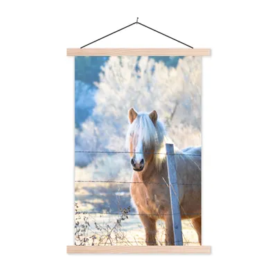 Produktbild von MuchoWow® Textilposter Pferd - Winter - Schnee 40x60 cm mit holzfarbenen Rahmen - Poster