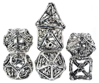 Produktbild von Lapi Toys DnD Würfelset Silver Marrow – 7 hohle polyedrische RPG Würfel aus Metall – Silber