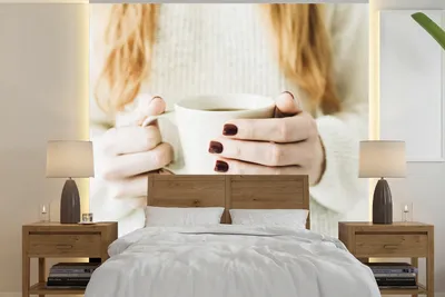 Produktbild von MuchoWow® Fototapete für Wohnzimmer oder Schlafzimmer Wandtapete Vinyl Motivtapete Frau - Pullover - Kaffee - 300x300 cm - Wanddekoration